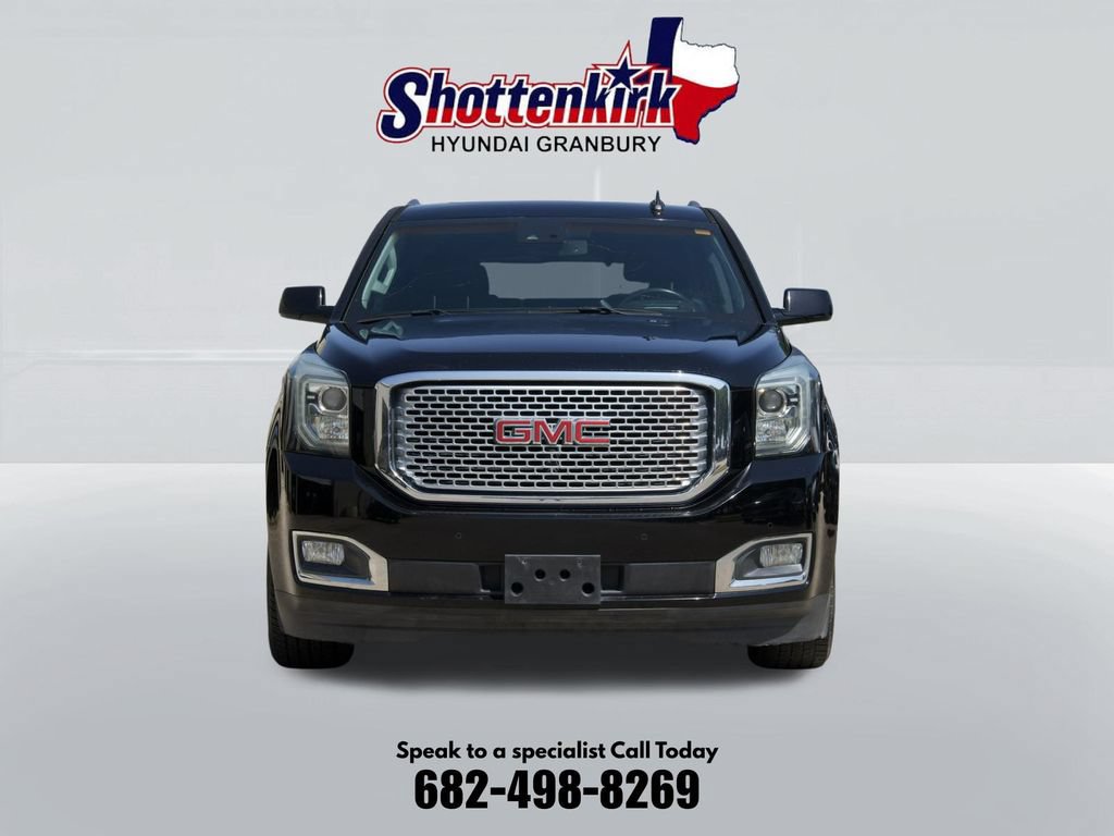 Used 2017 GMC Yukon Denali w/ Open Road Package RWD image 2