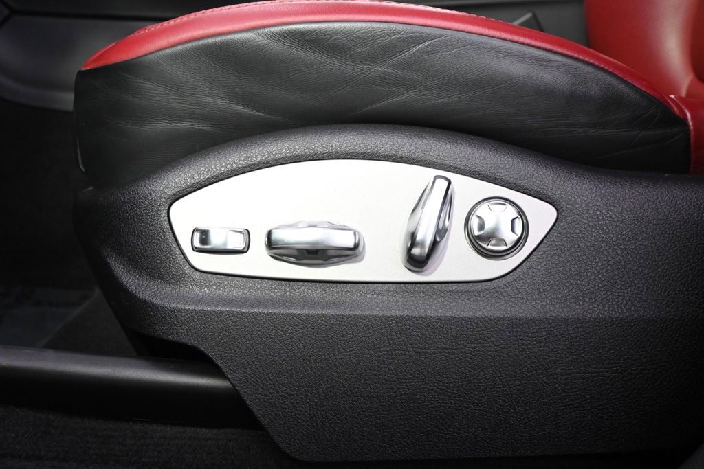 Used 2022 Porsche Macan GTS AWD/4WD image 14