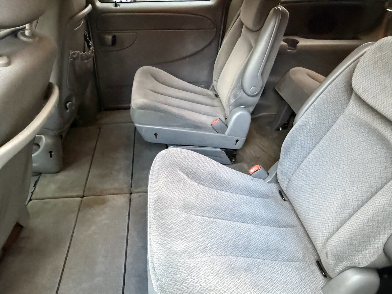 Used 2006 Dodge Grand Caravan SXT image 15