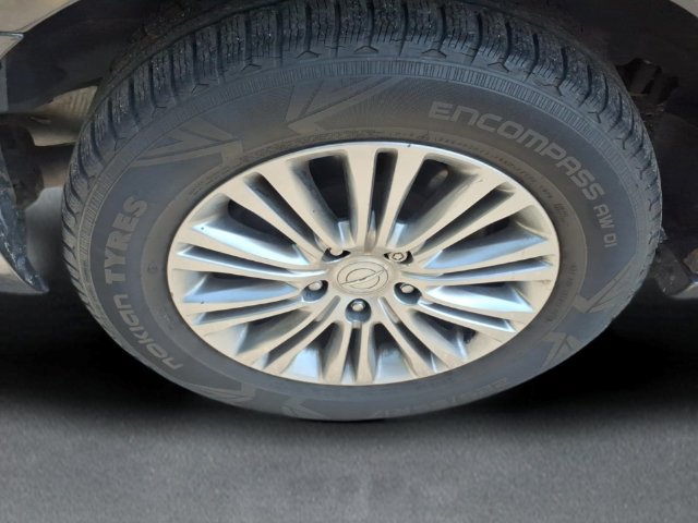 Used 2013 Chrysler Town & Country Touring-L w/ Driver Convenience Group FWD image 9