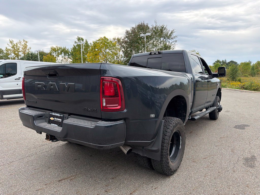 Used 2026 RAM 3500 Laramie w/ Night Edition AWD/4WD image 8
