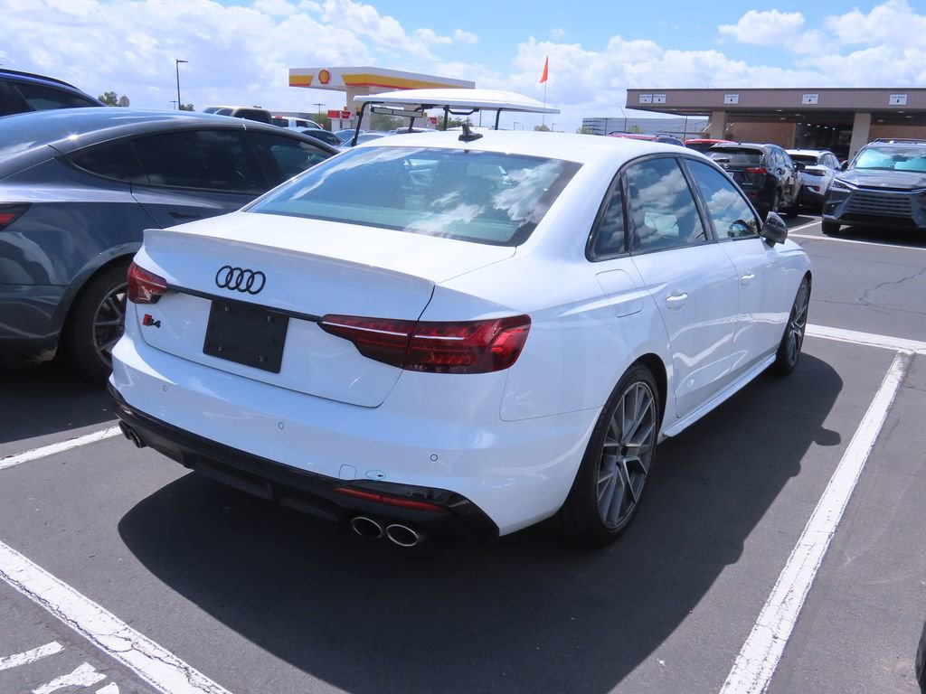 Used 2022 Audi S4 Premium Plus AWD/4WD image 3