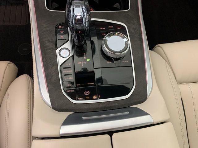 Used 2023 BMW X5 xDrive40i w/ Premium Package image 28