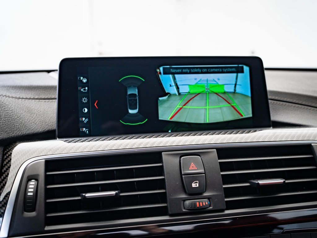 Used 2018 BMW M4 Convertible image 36