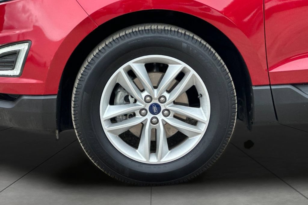 Used 2018 Ford Edge SEL w/ Equipment Group 201A FWD image 28