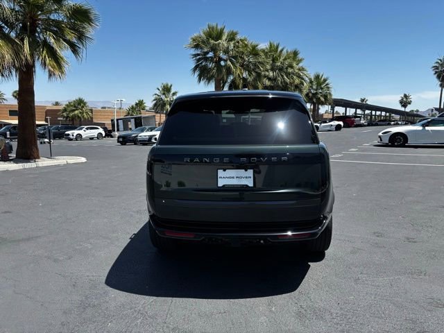 Used 2025 Land Rover Range Rover SE AWD/4WD image 6