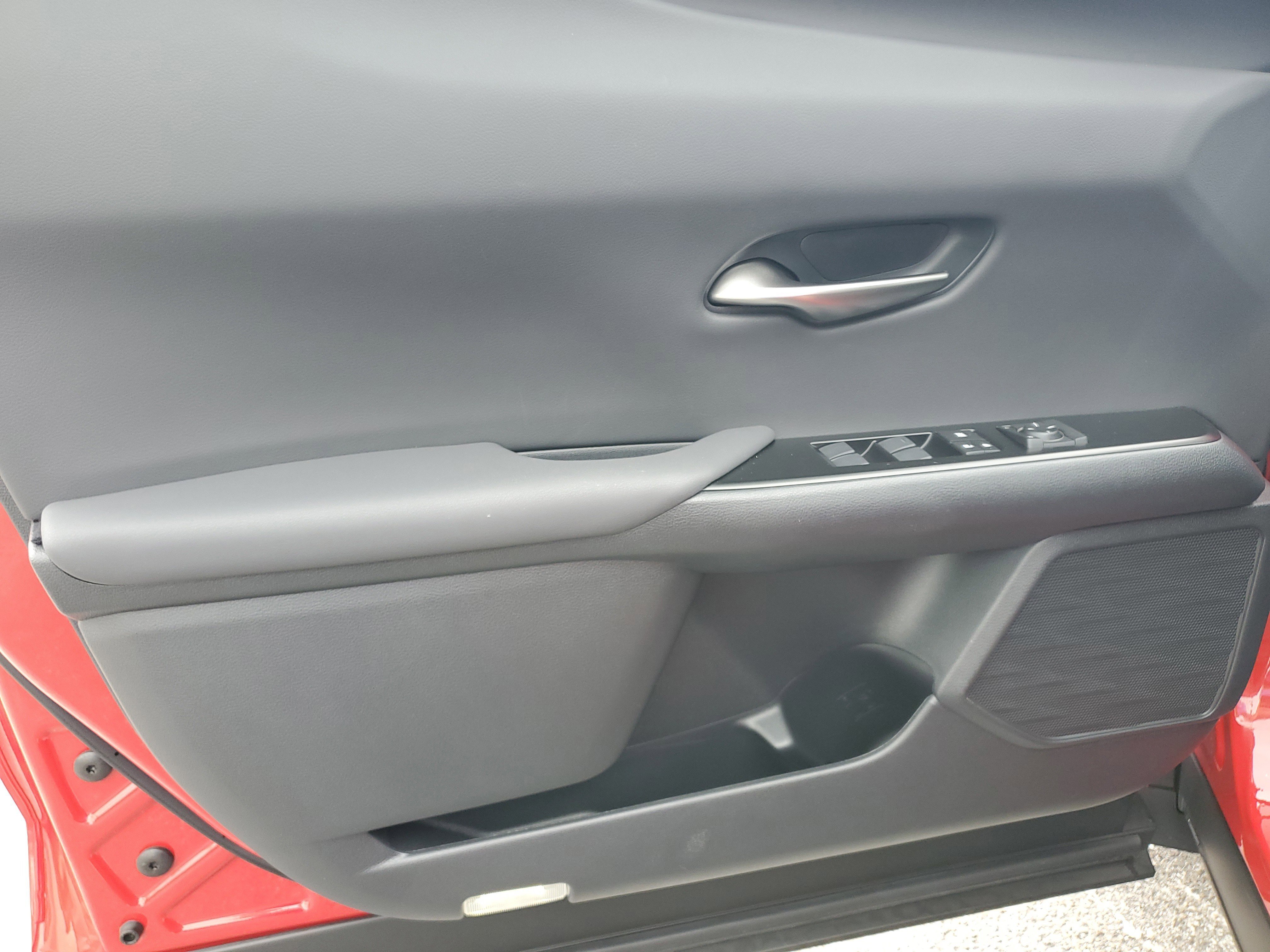 Used 2024 Lexus UX 250h F Sport image 22