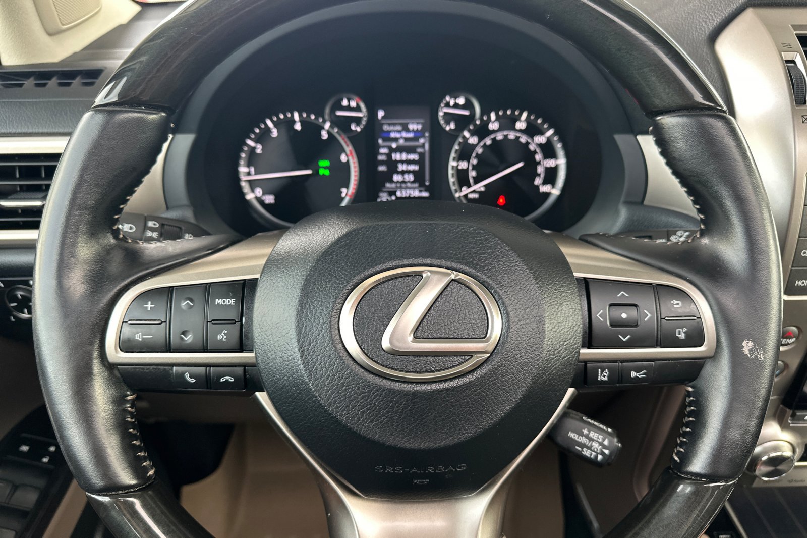 Used 2020 Lexus GX 460 Luxury w/ Accessory Package AWD/4WD image 25