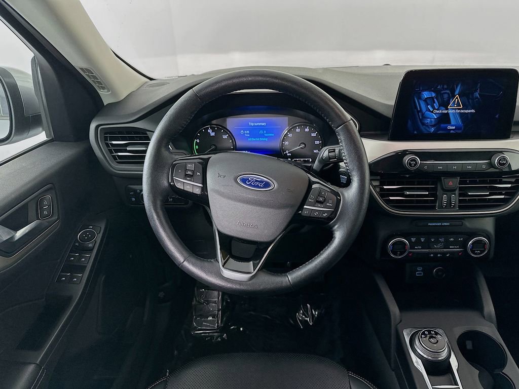 Used 2021 Ford Escape SEL image 30