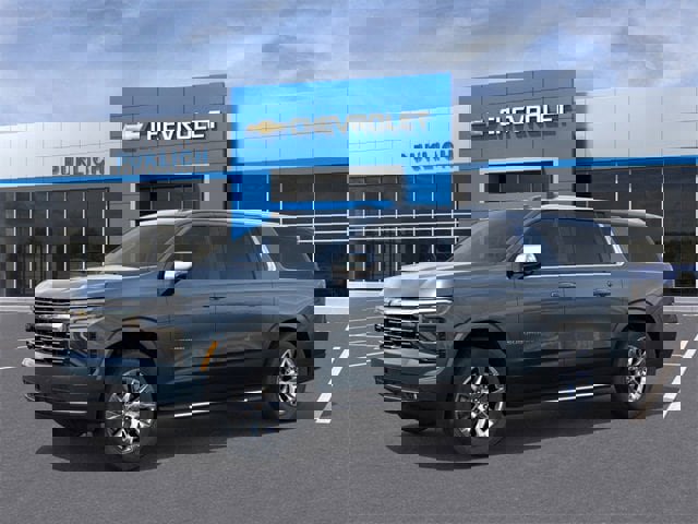 New 2026 Chevrolet Suburban Premier image 2