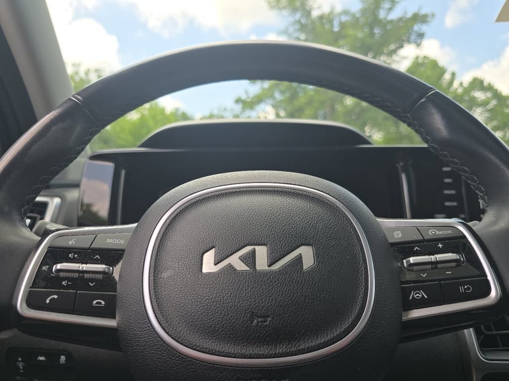 Used 2023 Kia Sorento S w/ Panoramic Sunroof Package FWD image 24