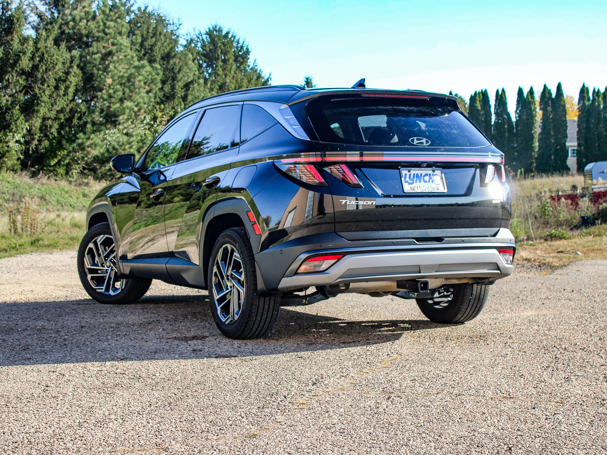 Used 2025 Hyundai Tucson Limited AWD/4WD image 3