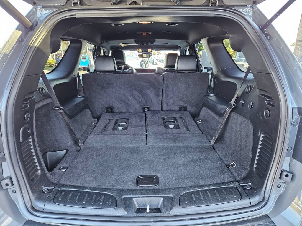 Used 2023 Dodge Durango R/T w/ Blacktop Package AWD/4WD image 14
