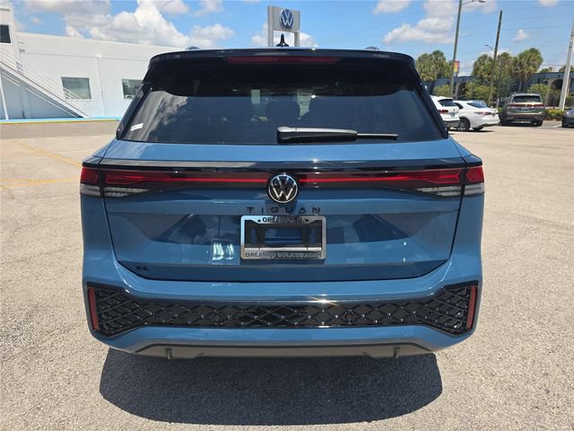 New 2026 Volkswagen Tiguan SE R-Line FWD image 4