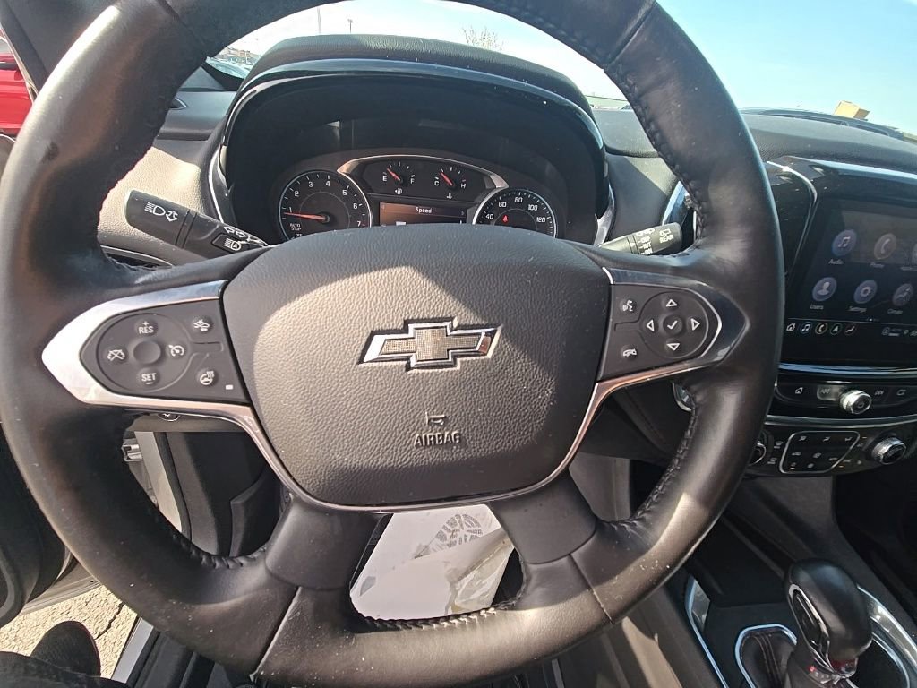 Used 2022 Chevrolet Traverse RS w/ LPO, Floor Liner Package AWD/4WD image 16