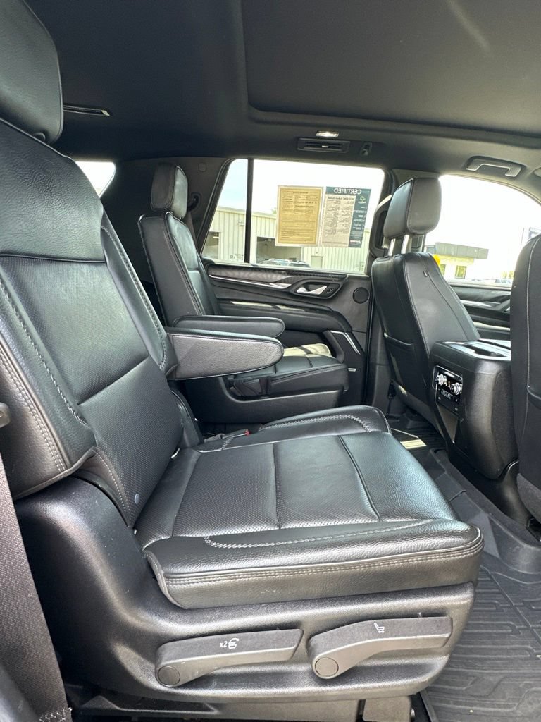 Certified 2022 GMC Yukon Denali w/ Advanced Technology Package AWD/4WD image 12