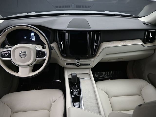 Used 2023 Volvo XC60 B5 Plus w/ Protection Package Premier image 24