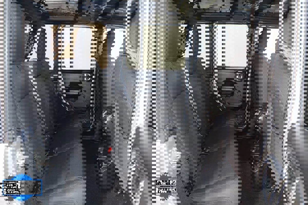 Used 2021 Jeep Wrangler Unlimited Willys image 13