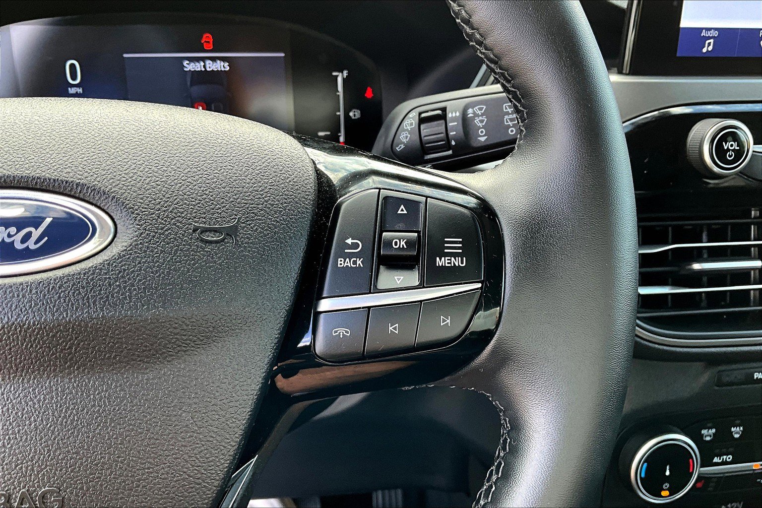 Used 2023 Ford Escape Active AWD/4WD image 23