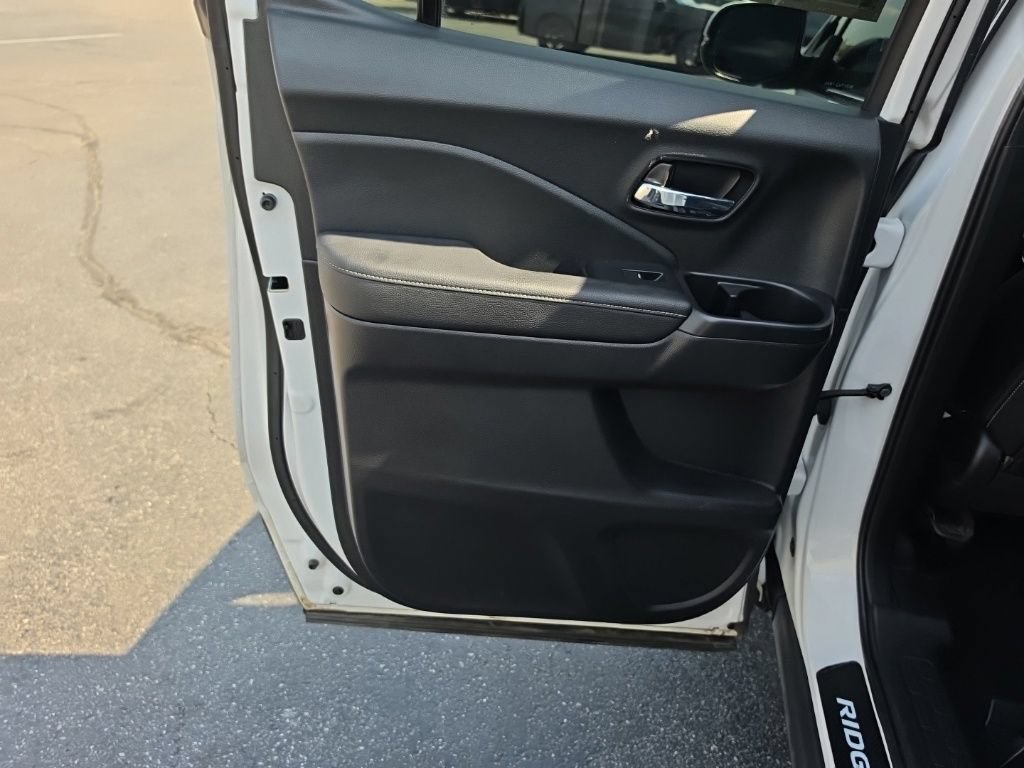 Certified 2023 Honda Ridgeline RTL image 26