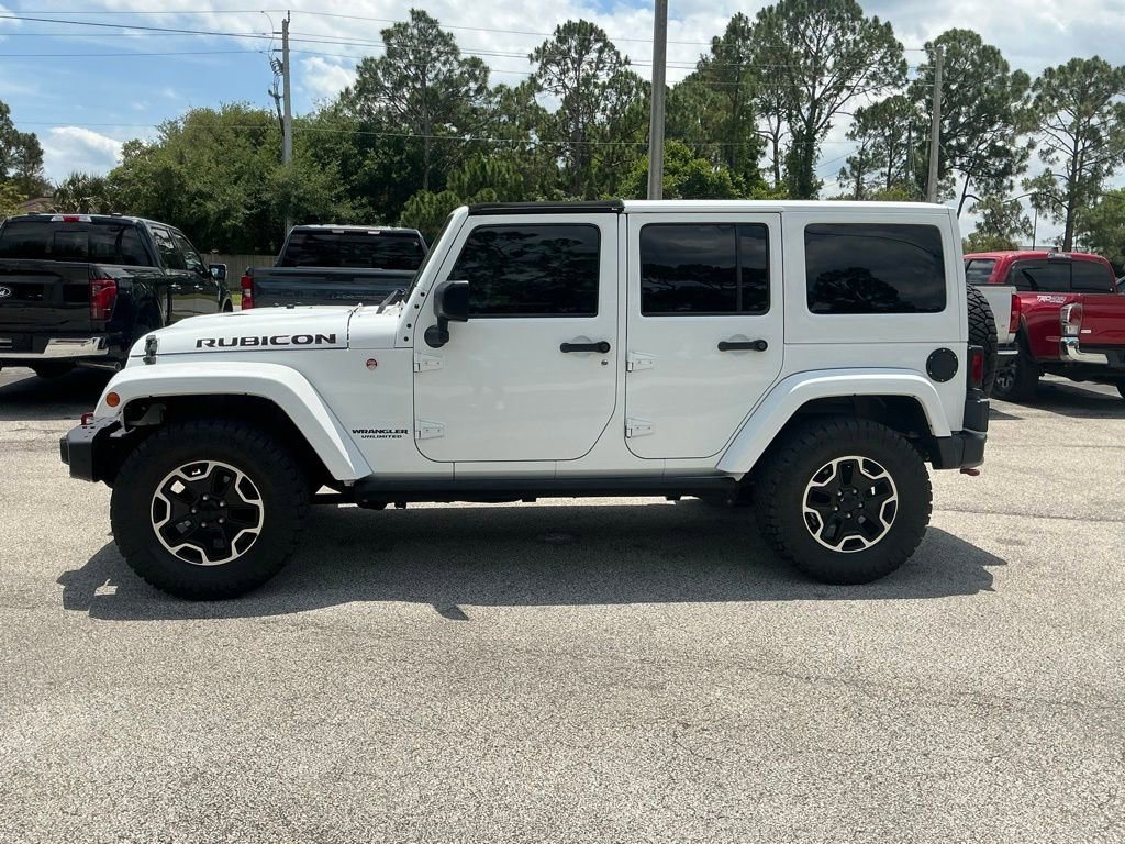 Used 2016 Jeep Wrangler Unlimited Rubicon AWD/4WD image 2