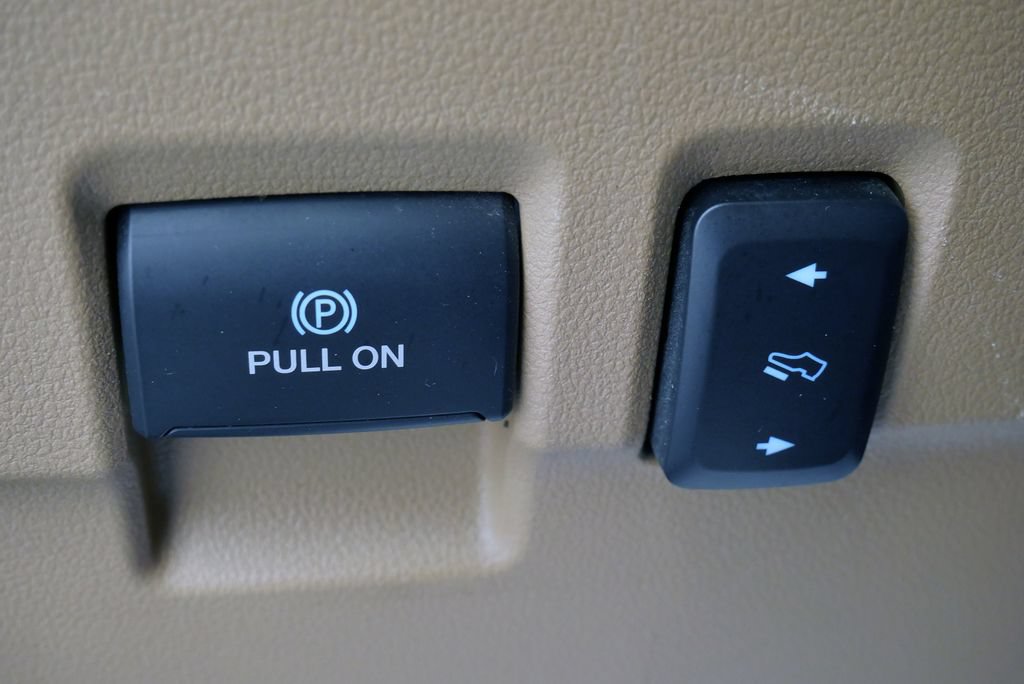 Used 2023 Ford F250 Lariat w/ Chrome Package AWD/4WD image 28