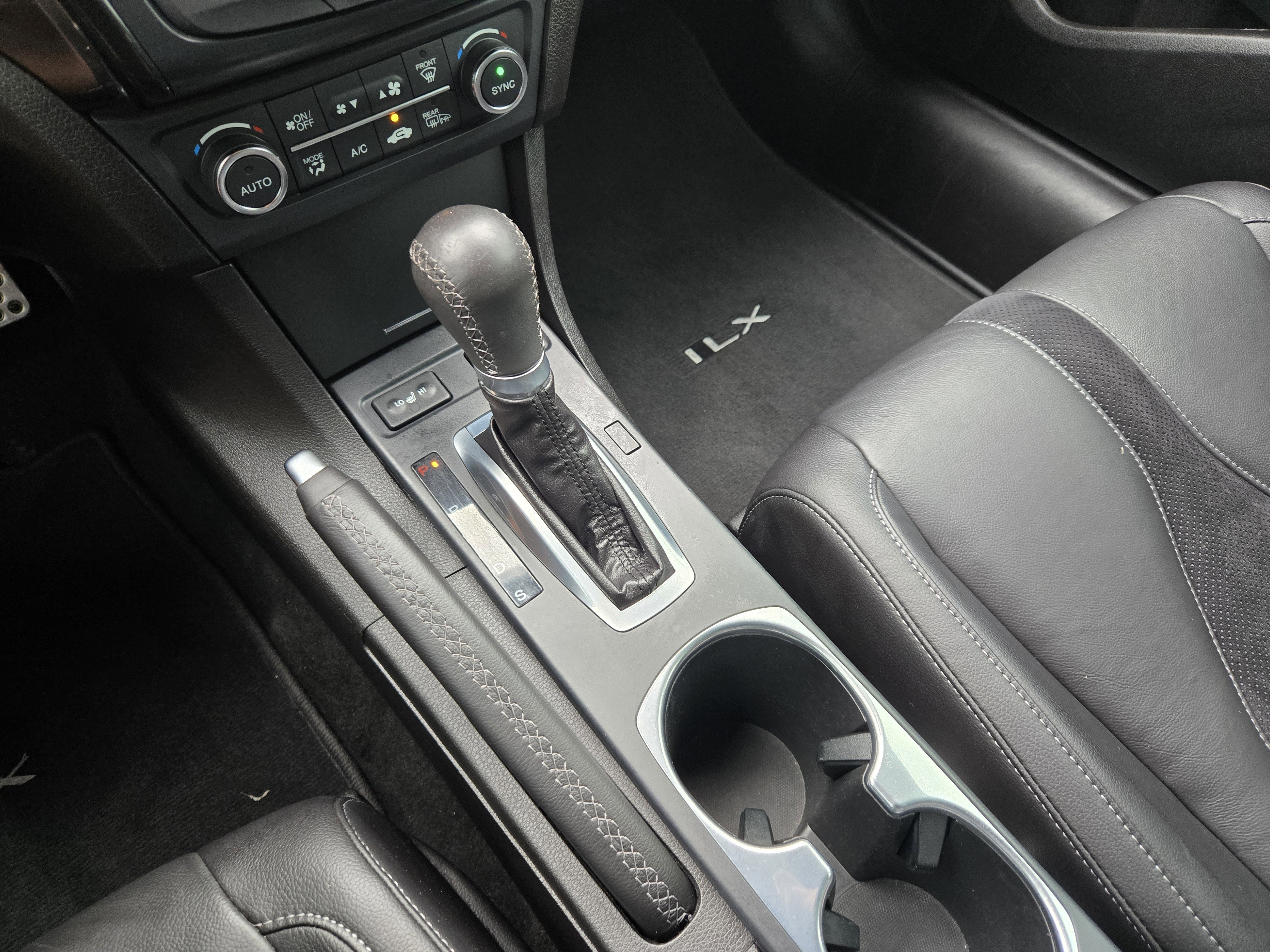 Used 2020 Acura ILX w/ Premium & A-SPEC Package image 17