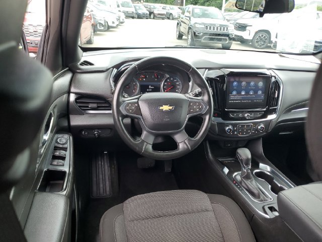 Used 2023 Chevrolet Traverse LT FWD image 11