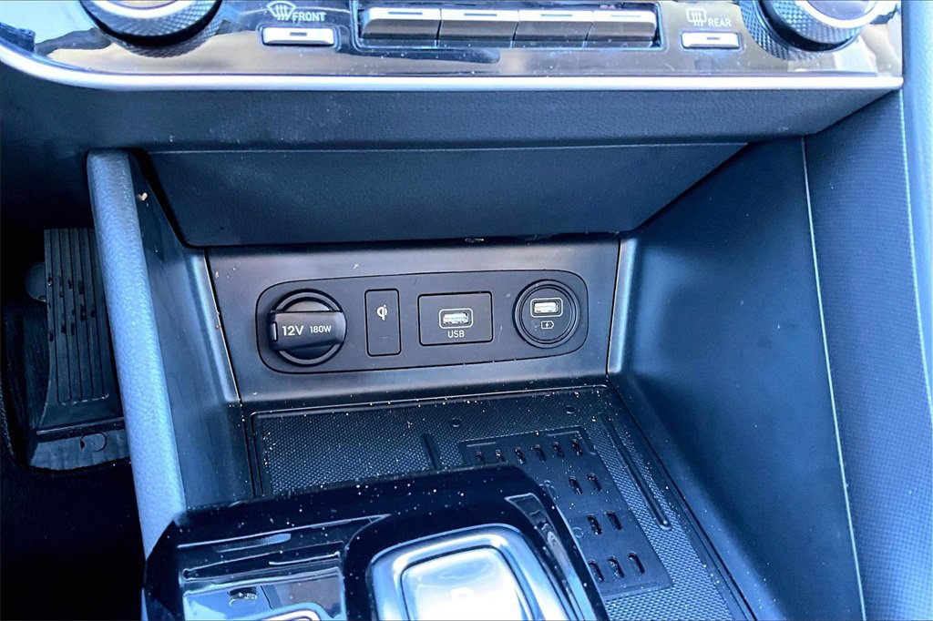 Used 2022 Hyundai Sonata Limited w/ Cargo Package image 11