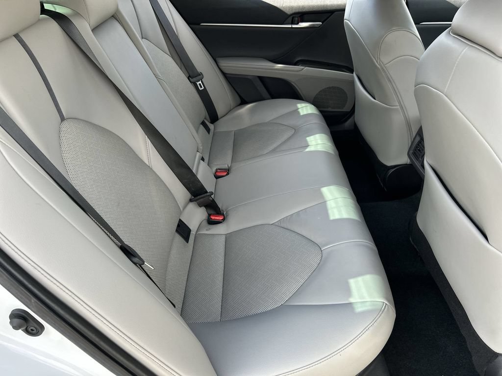 Used 2022 Toyota Camry XLE FWD image 27