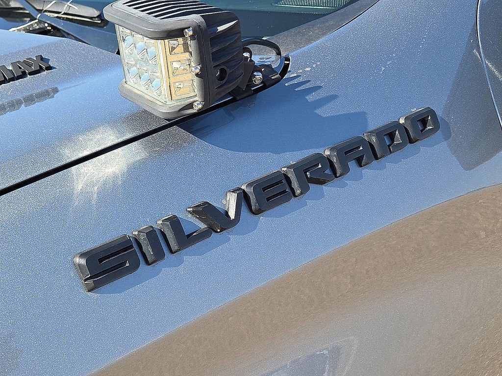 Used 2025 Chevrolet Silverado 1500 Custom image 11