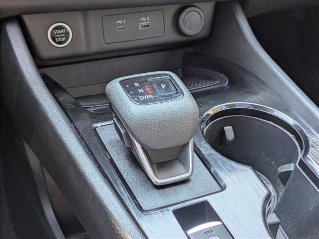 Used 2023 Nissan Rogue SV w/ SV Premium B Package FWD image 16