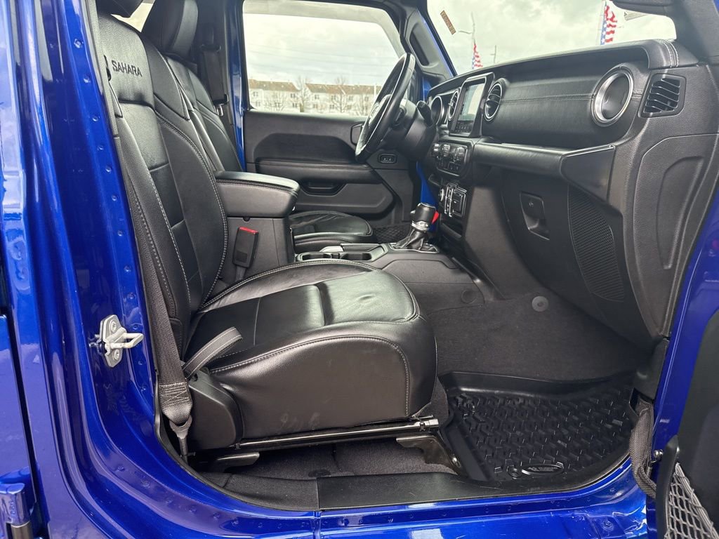 Used 2019 Jeep Wrangler Unlimited Sahara w/ Uconnect 4C Nav & Sound Group image 42