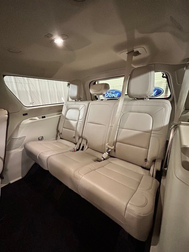 Used 2021 Lincoln Navigator L Reserve AWD/4WD image 20