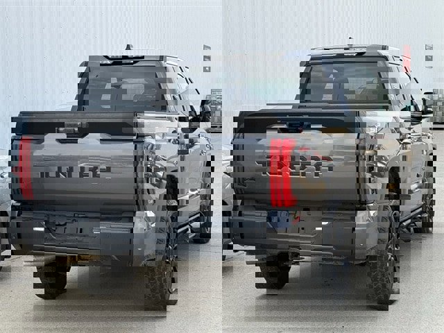 Used 2022 Toyota Tundra SR5 w/ SR5 Convenience Package image 5