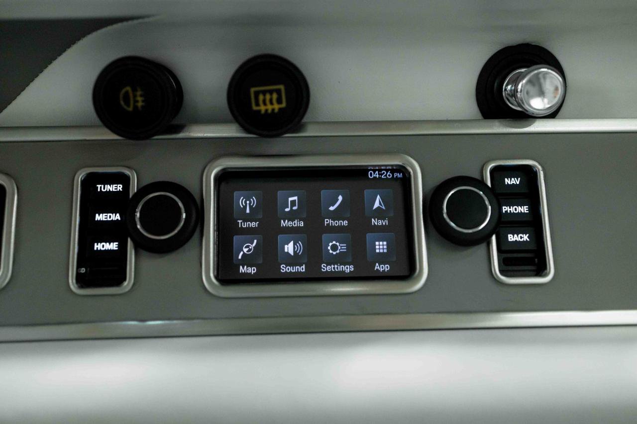Used 1991 Porsche 911 Carrera image 66