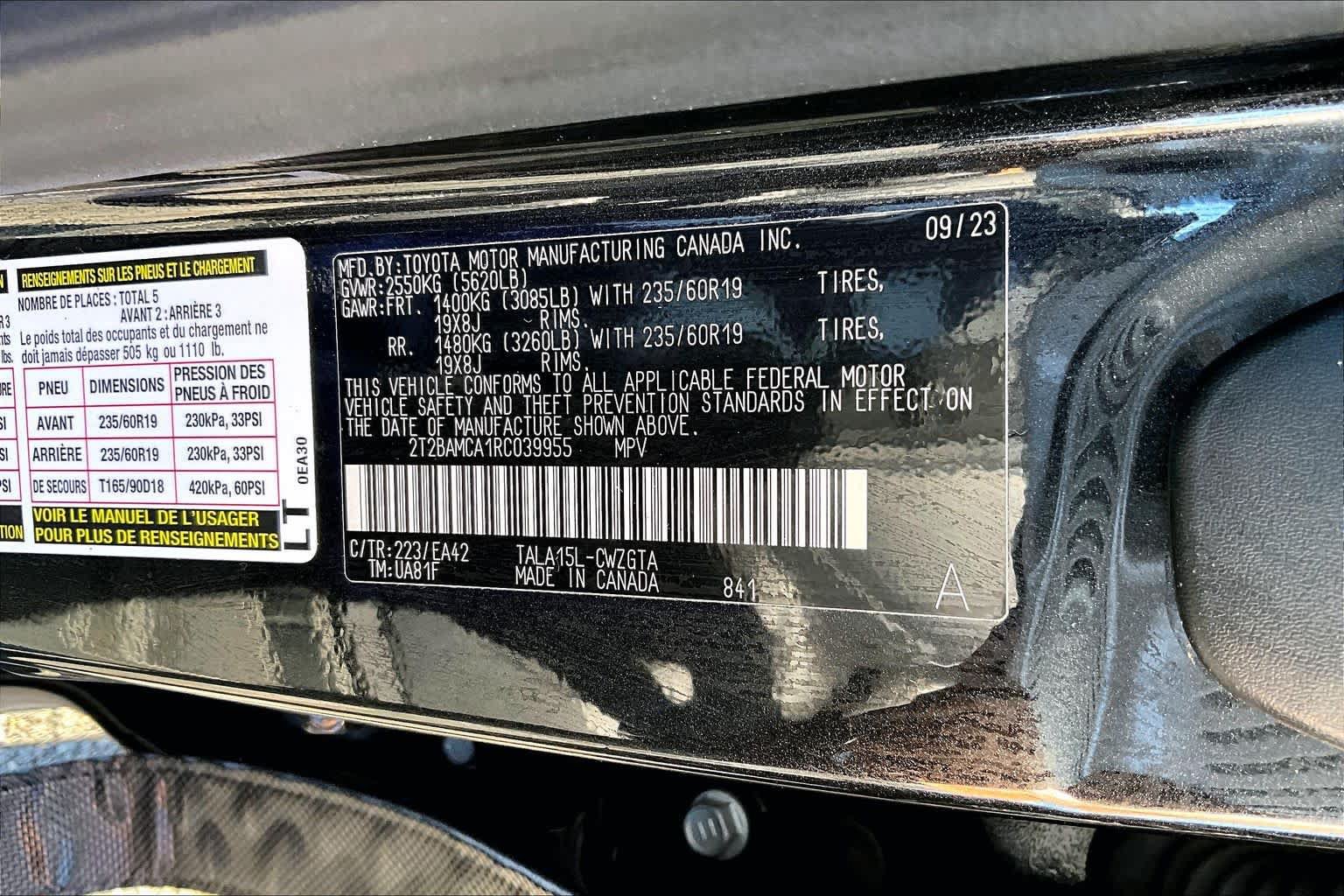 Used 2024 Lexus RX 350 Premium w/ Accessory Package AWD/4WD image 37