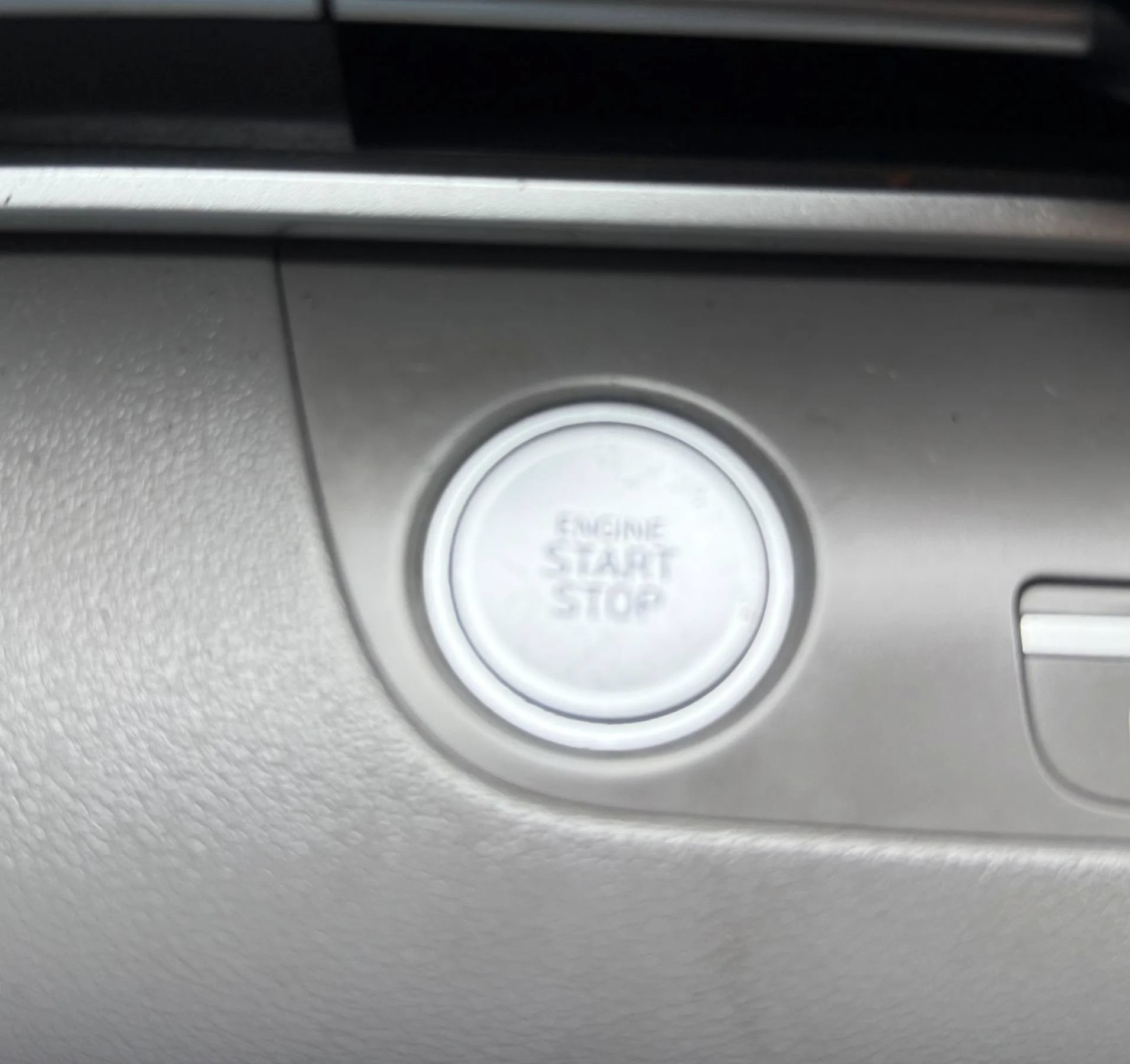 Used 2023 Hyundai Elantra SEL w/ Convenience Package FWD image 18