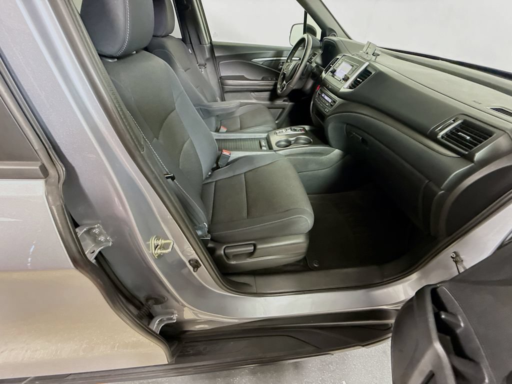 Used 2019 Honda Passport Sport image 26