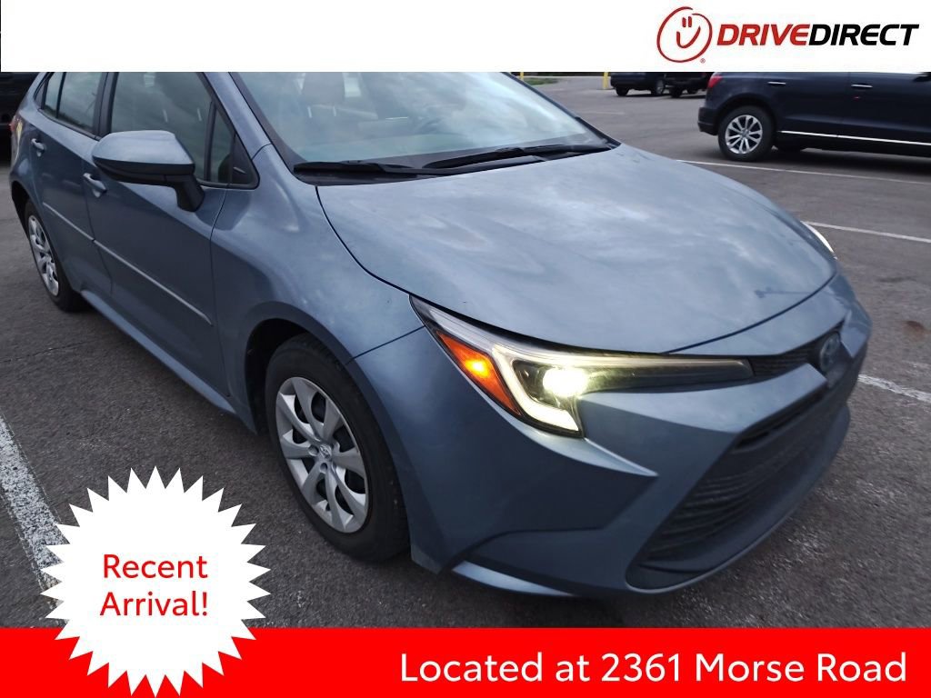 Used 2023 Toyota Corolla LE w/ Carpet Mat Package (TMS) image 1