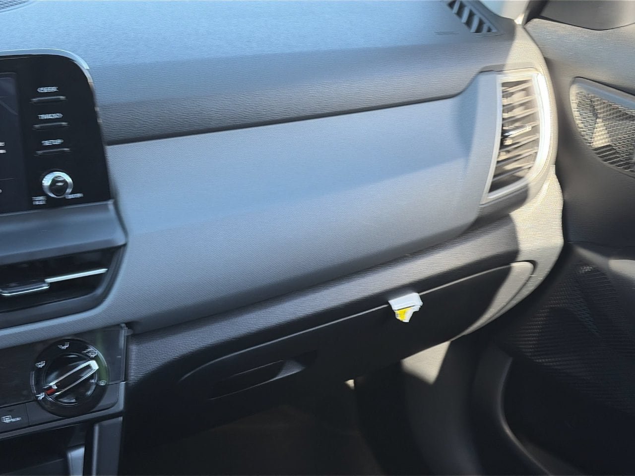 Certified 2026 Kia Seltos LX FWD image 15
