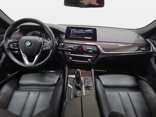Used 2018 BMW 530i xDrive AWD/4WD image 10