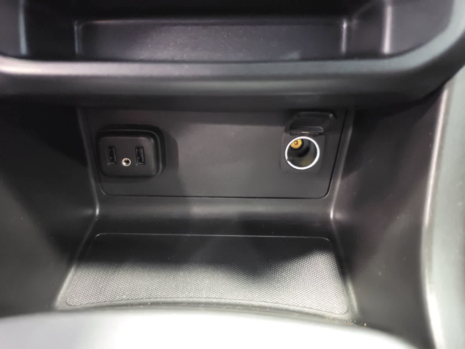 Used 2019 Chevrolet Colorado LT w/ Colorado RST Special Edition AWD/4WD image 26