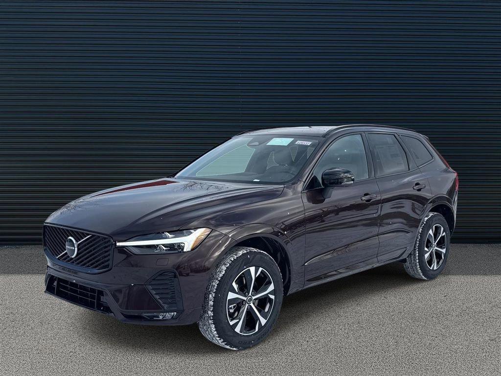 Certified 2026 Volvo XC60 B5 Core w/ Climate Package PRO AWD/4WD image 1