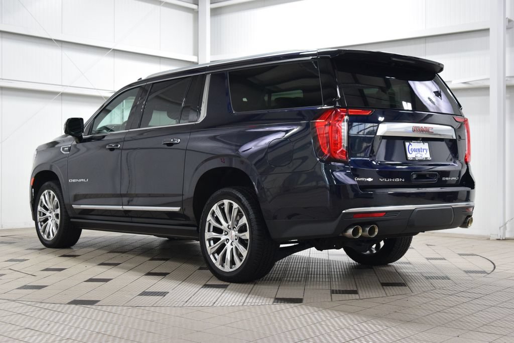 Used 2023 GMC Yukon XL Denali AWD/4WD image 6