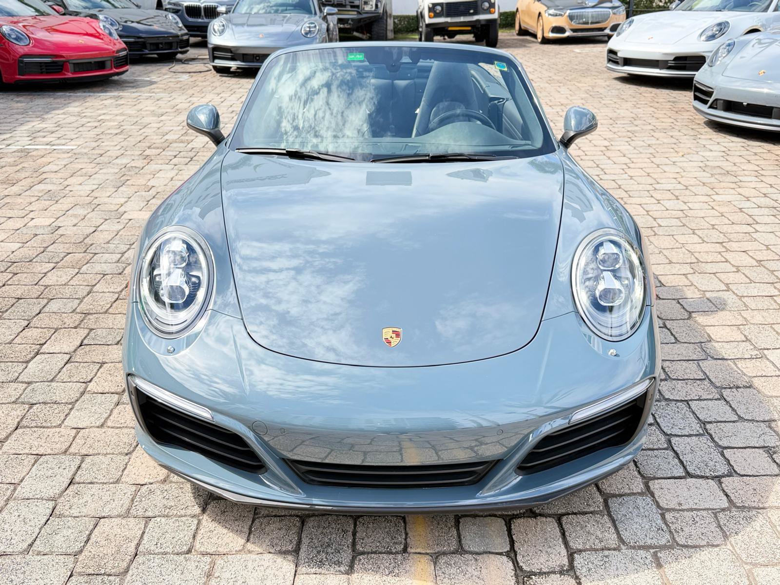 Used 2017 Porsche 911 Carrera 4 AWD/4WD image 5