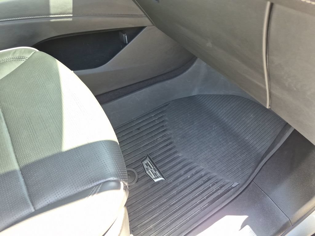 Used 2023 Cadillac Escalade Premium Luxury w/ LPO, Floor Liner Package AWD/4WD image 45