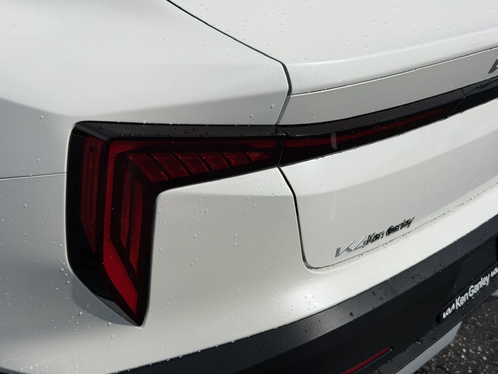 New 2026 Kia K4 GT-Line Turbo FWD image 11