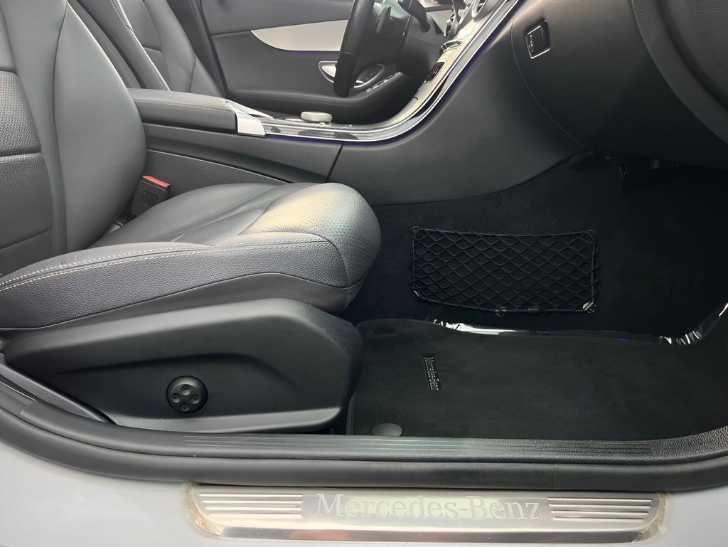 Used 2020 Mercedes-Benz C 300 Sedan image 35