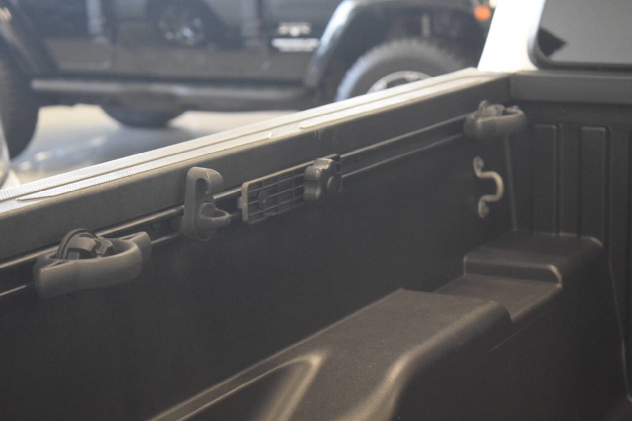 Used 2017 Toyota Tacoma TRD Pro AWD/4WD image 60